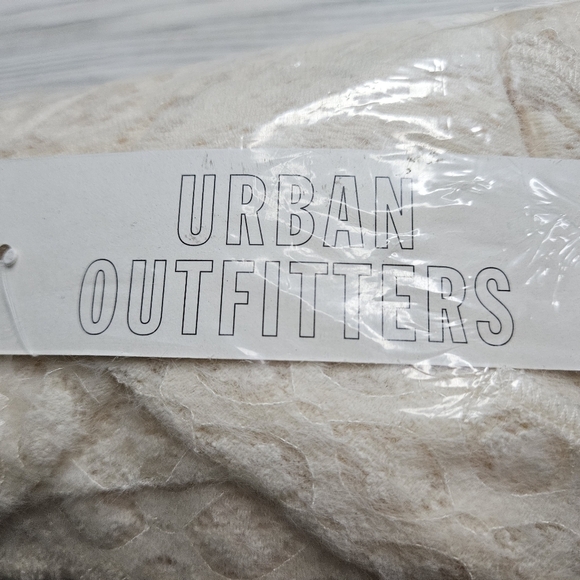 Urban Outfitters Yaya Asymmetrical Off the Shoulder Midi Dress in Lace NWT - Picture 11 of 14